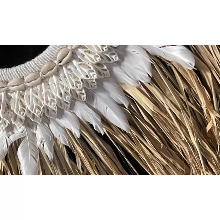 Décoration murale tribale herbe d'alang plumes et coquillages - Bakossi<Meubles Moss New